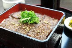 近江牛の焼肉重(茶碗蒸し・味噌汁・香の物付）