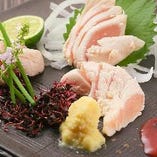【九州食材】
九州直送の新鮮食材で多彩な創作料理をご提供