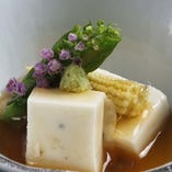 ゴルゴンゾーラチーズの葛豆腐