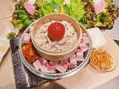 サムギョプサルと韓国料理 TUTUMU38吉祥寺店 
