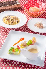 素材からこだわるシェフの技が生み出す、滋味深い逸品たち。