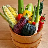 野菜も地元の野菜をはじめ旬の味覚が揃います。