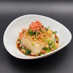 お好み焼き・もんじゃ焼き・鉄板焼き 一歩 ヨドバシ仙台店_おろし玉ねぎドレの豆腐サラダ