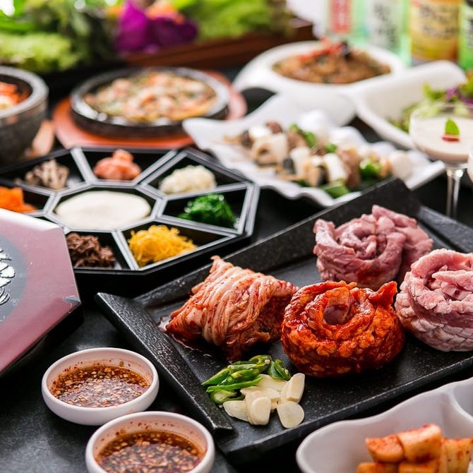 本格韓国料理と生サムギョプサル 金達莱 新大久保 大久保 韓国料理 ぐるなび