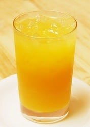 ビタミン補給に最適
お子様にも人気のオレンジジュース