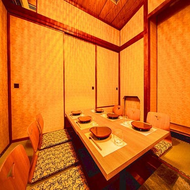 個室 韓国居酒屋と食べ飲み放題 韓国橘 すすきの市場外店  店内の画像