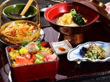 10食限定・本日入荷鮮魚「海鮮ちらし寿司と揖保乃糸素麺」