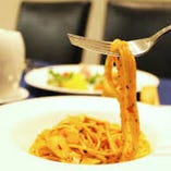 真っ赤なペペロンチーノ　アロマティコ