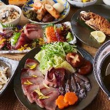 【富山駅徒歩3分】北陸食材・富山名物料理が自慢の個室居酒屋。