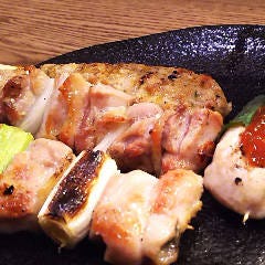 炭火串焼・唐揚 びすた 