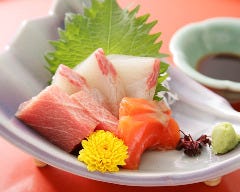 旬を楽しむ懐石ご宴会×全室個室 日本料理あきない　天王町_季節のお造り盛り合わせ