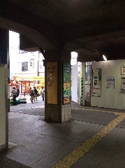 旬を楽しむ懐石ご宴会×全室個室 日本料理あきない　天王町_相鉄　天王町駅北口出口をでます。