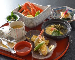 旬を楽しむ懐石ご宴会×全室個室 日本料理あきない　天王町_かにづくし膳