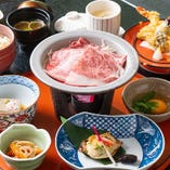 お食事【季節の懐石5,500円コース】 お造り、焼き物、焚き物など旬を楽しむ会席