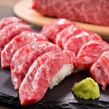 【個室完備】黒毛和牛炙り寿司と肉とチーズ ミート 吉田 栄店  コースの画像