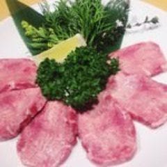 『七輪炭火焼肉・ホルモン 聖幸苑』×食べ放題・韓国料理