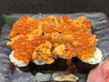 雲丹とイクラのせ巻寿司