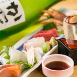 刺身・寿司・海鮮丼・鍋…新鮮魚介を飽きることなく楽しめます！