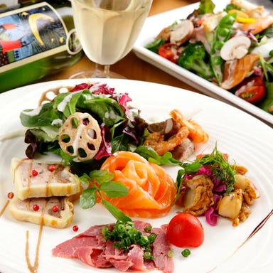 ワイン&ビストロ 七番館_【料理のみ:フレンチコースA】魚or肉のメインが選べる!かわいいオードブルからデザートまで5品&珈琲付