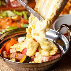 シカゴピザ＆スフレオムレツ Meat＆Cheese Ark2nd 新宿店