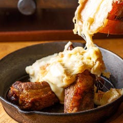 シカゴピザ＆スフレオムレツ Meat＆Cheese Ark2nd 新宿店