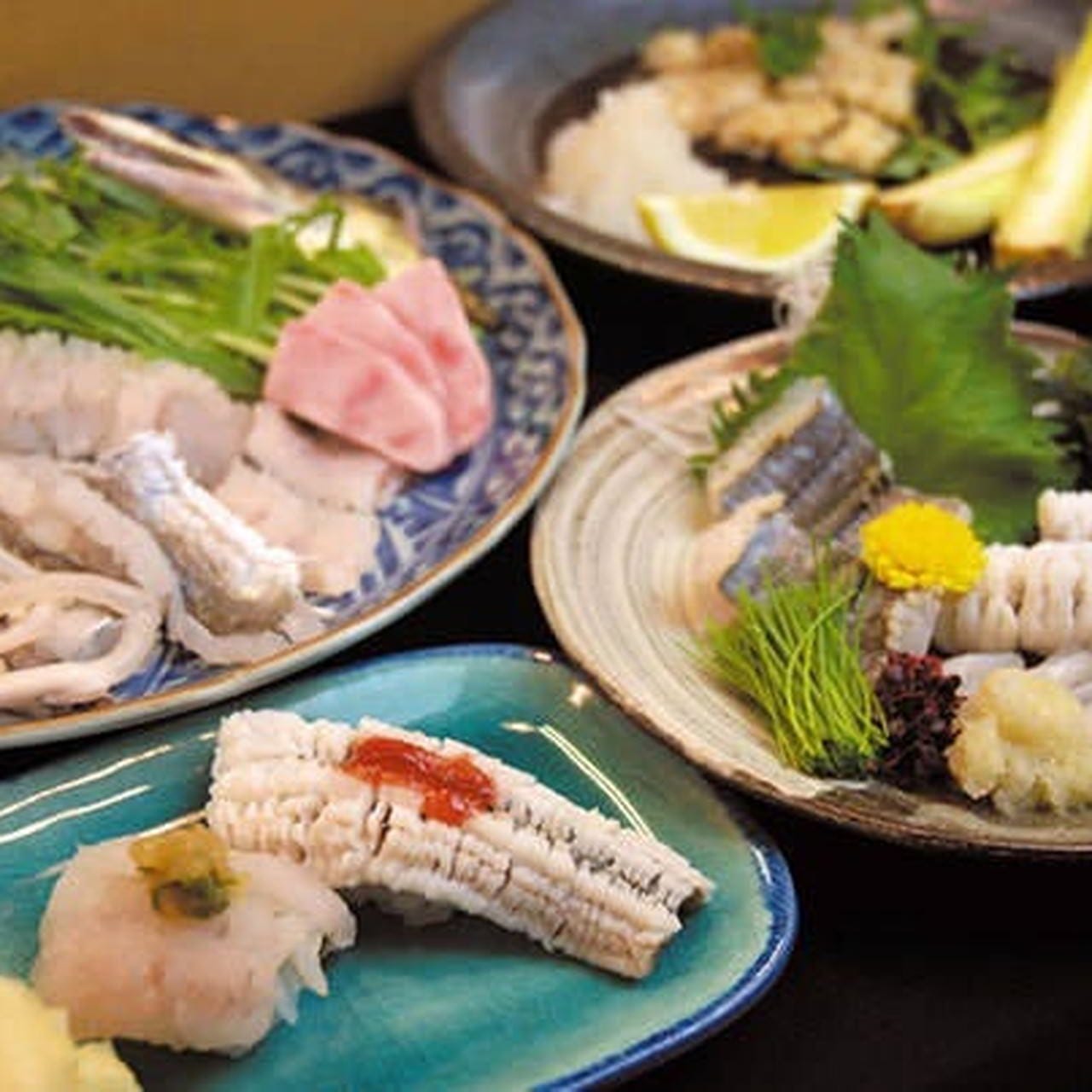 活鮨 魚發（はつ） 神戸三宮_この時季味わいたい「ハモ」など旬味覚が届いております
