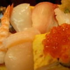 活鮨 魚發（はつ） 神戸三宮_並にぎり盛り合わせ
