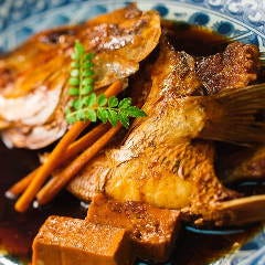 握りはもちろん、一品料理もご用意しております