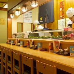 活鮨 魚發（はつ） 神戸三宮_カウンター10席＆お座敷も12名様までご利用いただけます