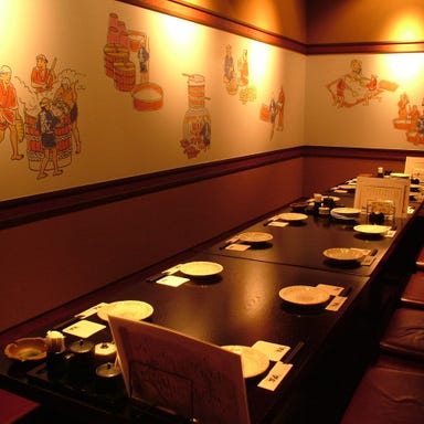 九州うまいもんと焼酎 芋蔵 横浜鶴屋町店 店内の画像