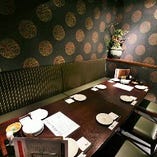 《8名様用個室　片側ソファー席》芋蔵横浜西口鶴屋町店