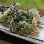 山菜天ぷら
