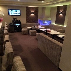 ラウンジ 房 