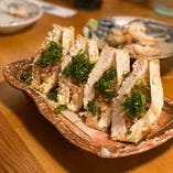 島豆腐の厚揚
ひやごん豆腐店さん手作りの味がデージマーサン！