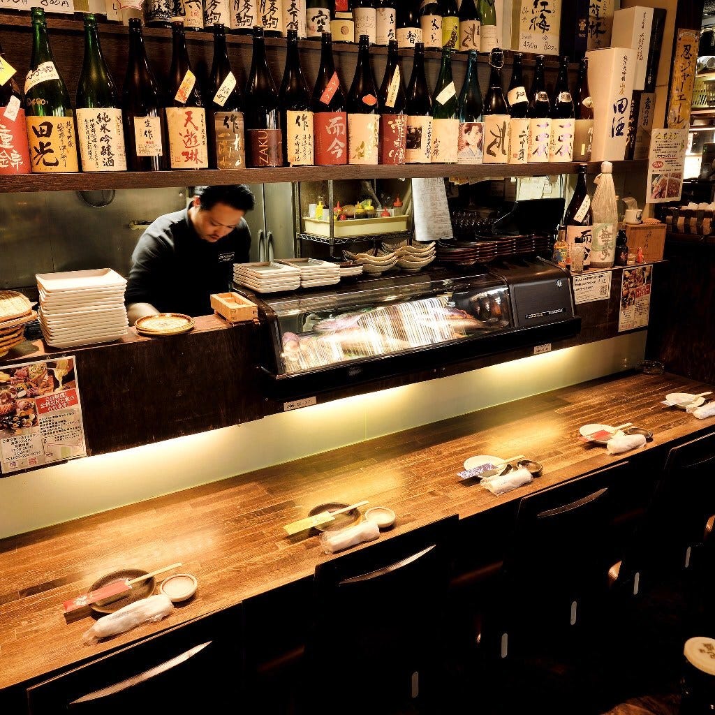 津 駅 居酒屋