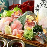 三重県が誇る尾鷲漁港直送の新鮮な活魚はお造り盛り合わせで！