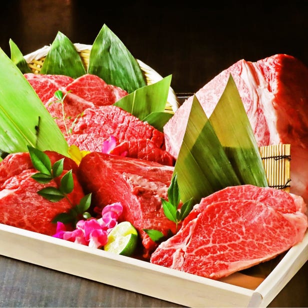 Sandaiwagyu Tabekurabe Koshitsuyakiniku Tsunagu Nambasennichimae