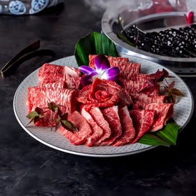 No．1 烧肉 しゃぶしゃぶ 食べ放题 新宿店