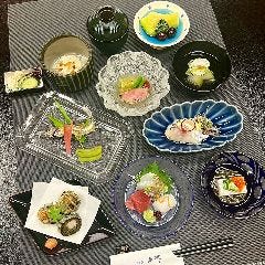 会席コース 季節のお料理がお楽しみ頂けます 一人一皿推奨