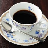 フリードリンク400円
コーヒー、紅茶、自家製ハーブティー等