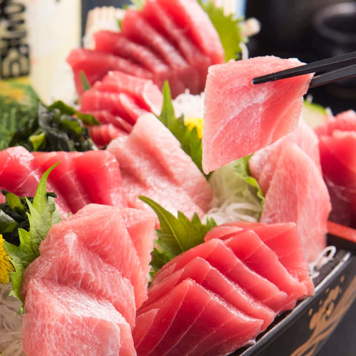 マグロ ブリ食べ放題 2時間飲み放題 全10品マグロ 寒鰤刺身付 プレミアム食べ放題プラン 3 980円の詳細 全席個室居酒屋 まぐろ食べ放題 魚三蔵 浅草橋本店 浅草橋 居酒屋 ぐるなび