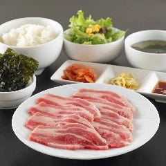 平日ランチ限定！お得カルビランチ 1,430円ご飯スープおかわりOK