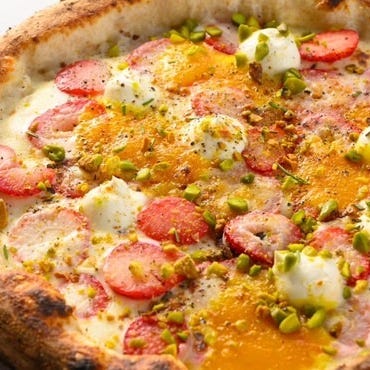 GARDEN HOUSE HIROSHIMA_薪窯で焼き上げるピザ食べ放題!