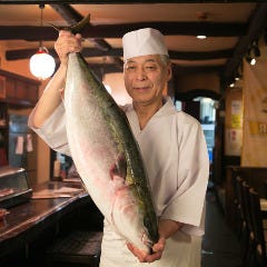 当店の刺身目当てのご来店も！ 今朝も築地で旬魚仕入れました！