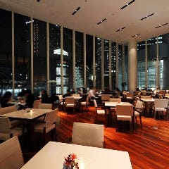 梅田 夜景 グランカフェ 大阪 