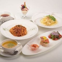 パスタは２種からおひとつ選択♪