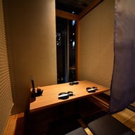 八海山公認 個室居酒屋 越後酒房 東京駅八重洲店_中人数様向けテーブル個室