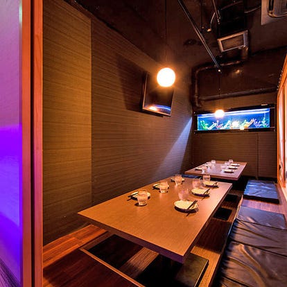 ゆったり個室 新宿の居酒屋でおすすめ 人気の完全個室 ソファー席など ぐるなび