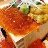 名物こぼれ寿司！北海道の海の幸を豪快に盛り込んだ贅沢逸品！