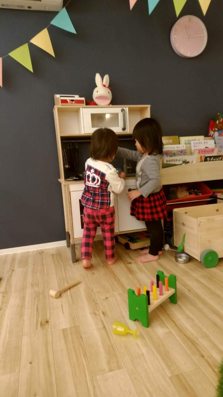 おもちゃカフェ Laugh Rough Laugh 親子で楽しめるカフェ